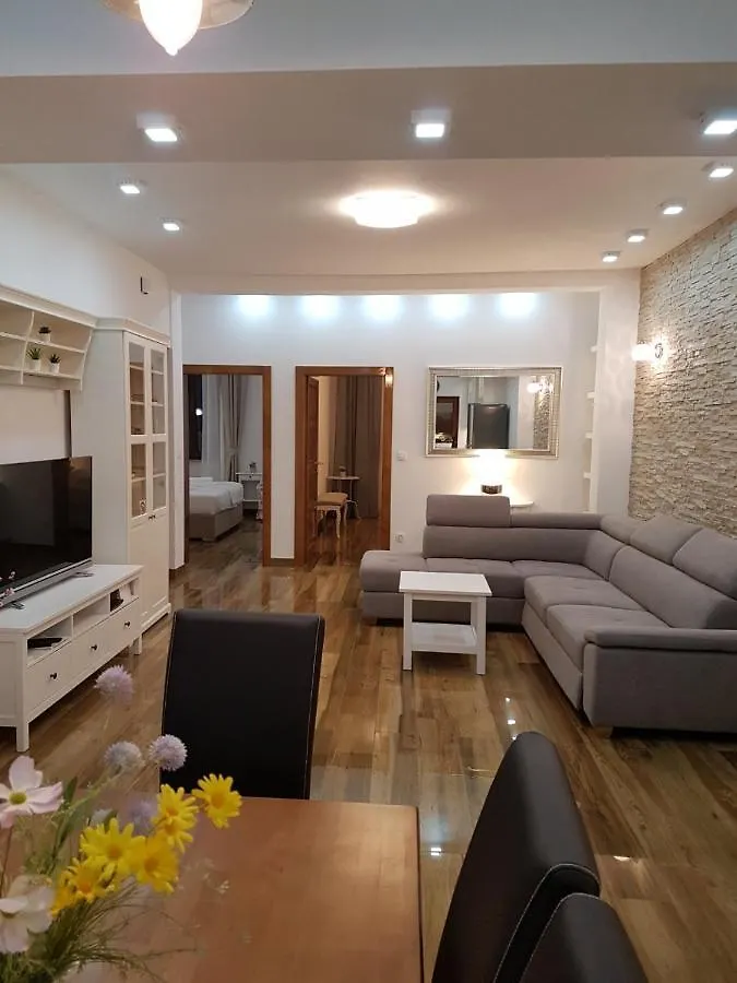 פורץ Exclusive Apartment Magnolia קרואטיה